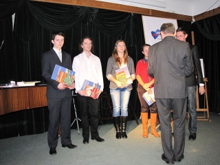 Młodzież z Ostrowca wśród najlepszych w województwie