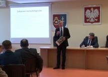 Więcej o: Ruszyły prace nad aktualizacją Strategii Zrównoważonego Rozwoju Powiatu