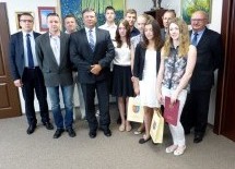 Więcej o: Młodzi sportowcy z wizytą w starostwie
