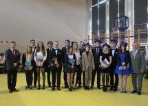 Więcej o: Pożegnanie klas III Liceum Broniewskiego
