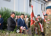 Więcej o: Pamiętają o bohaterach