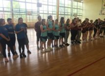 Więcej o: KOSZYKÓWKA KLAS PIERWSZYCH DZIEWCZĄT O PUCHAR STAROSTY OSTROWIECKIEGO MARZENY DĘBNIAK