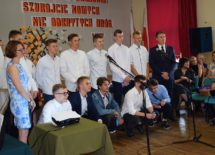 Więcej o: POŻEGNANIE ABSOLWENTÓW SMS