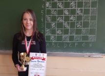 Więcej o: Mistrzyni szachów w LO Nr II
