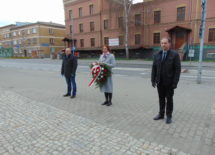 Więcej o: Pamiętamy o ofiarach Katynia