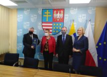 Więcej o: Powiat pozyskał 4,5 mln zł na walkę z koronawirusem