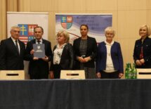 Więcej o: Blisko dwa miliony dla DPS-ów