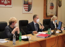 Więcej o: GEST SOLIDARNOŚCI RADNYCH POWIATOWYCH ZE SŁUŻBAMI MUNDUROWYMI